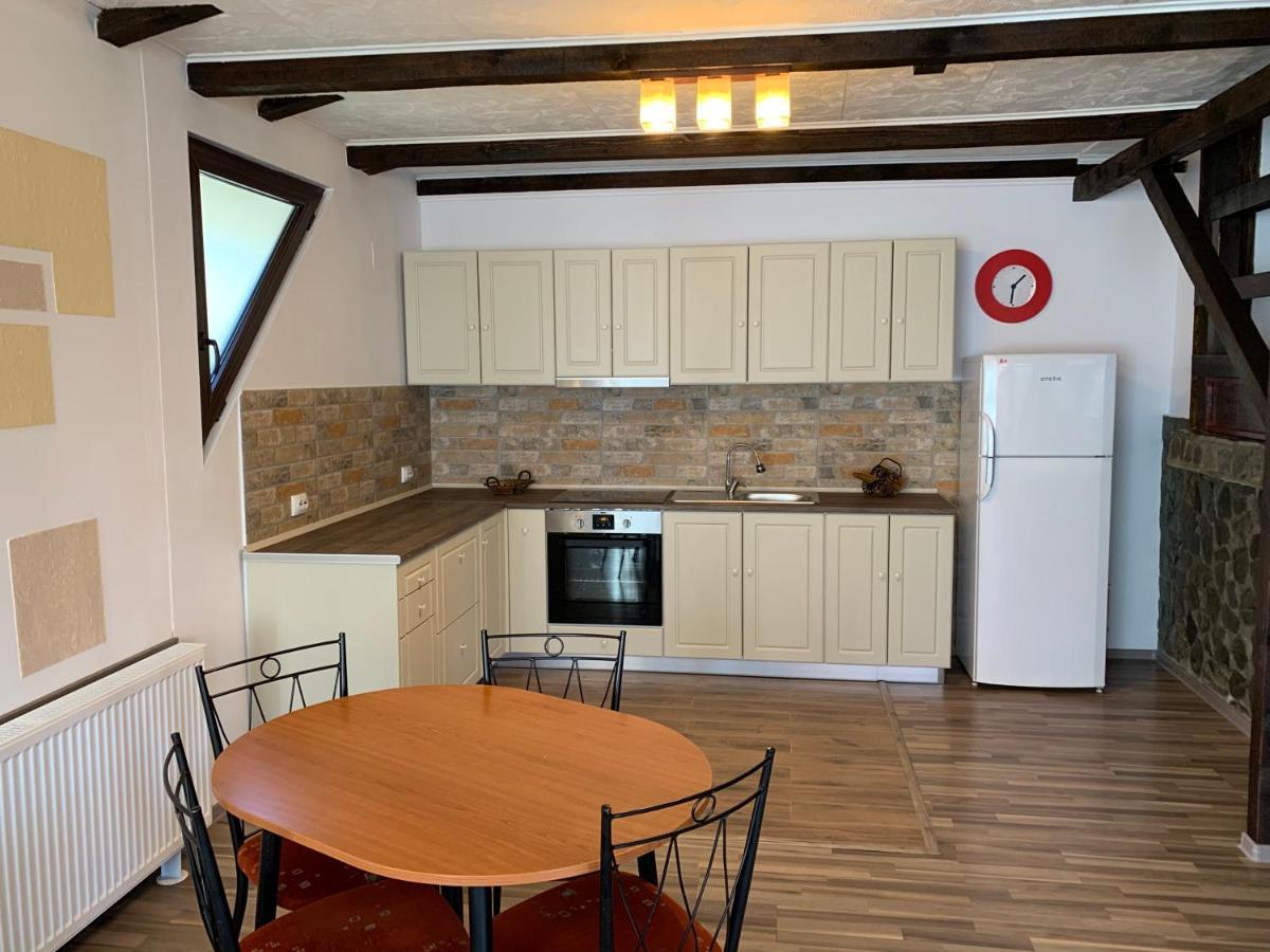 Pensiunea Esenzza Bran  Extérieur photo